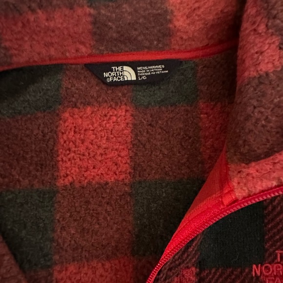 North Face red plaid quarter zip - Picture 4 of 6